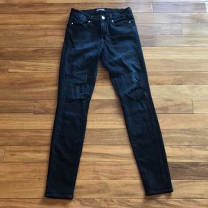 Good American jeans! Only worn once! Size 4/27